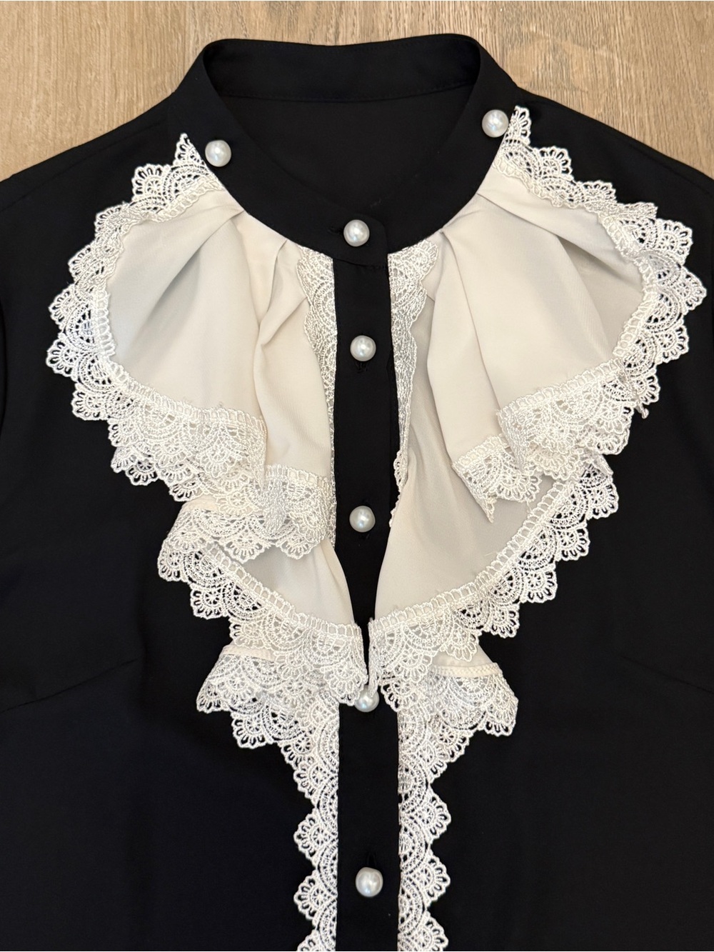 Black & White Lace-Trim Ruffle Front Women's Pirate Victorian Top with Pearls - Picture 2 of 6